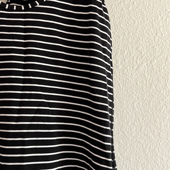 Lululemon Tank Top - Picture 2 of 5